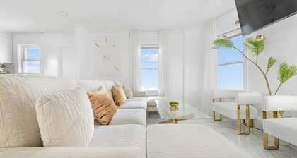 Luxury 5BR 2BA Spacious Home NYC Free Parking + Office