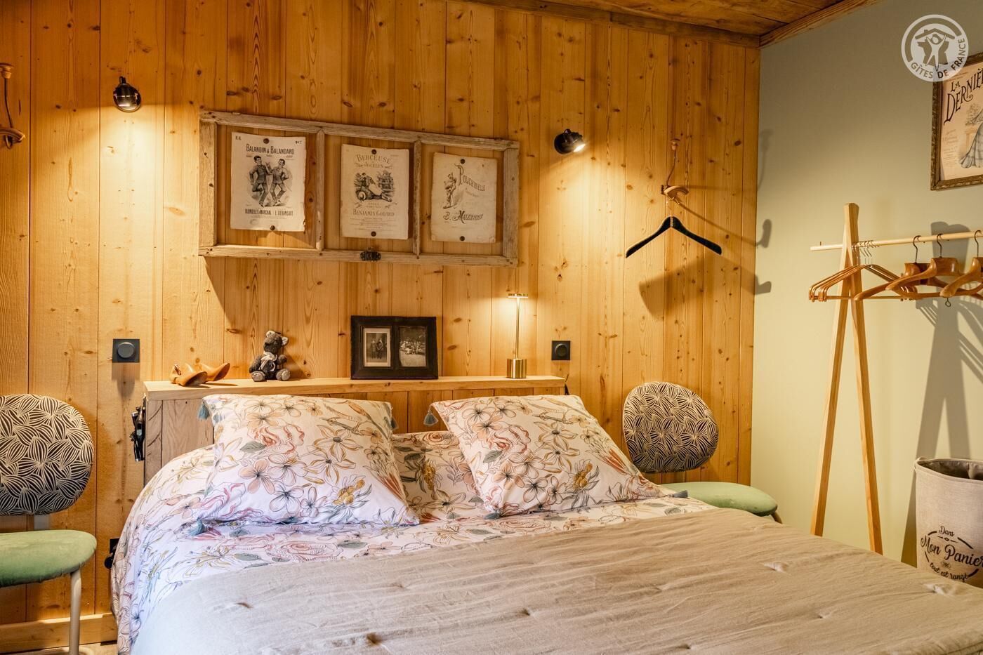 Iron/ironing board, travel crib, free WiFi, bed sheets