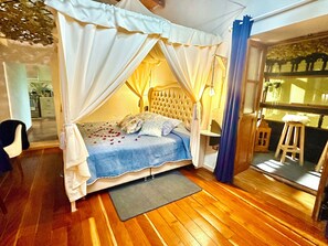 2 عدّة غرف نوم وواي فاي وملاءات أسرّة