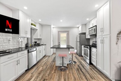 Pink Palace SoCo Dream Townhome!