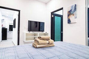 2 bedrooms, iron/ironing board, WiFi, bed sheets