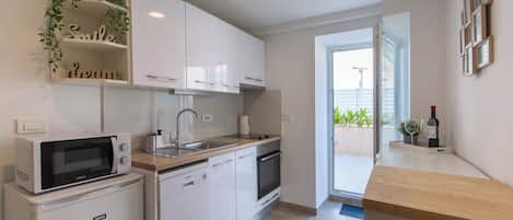 Microwave, oven, stovetop