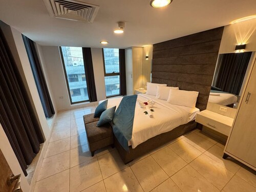 Al - Amer Palace Hotel