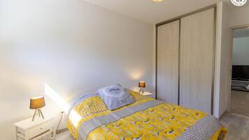 3 chambres, fer et planche Ă repasser, lit parapluie, Wi-Fi gratuit