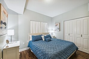 1 bedroom, iron/ironing board, Internet, bed sheets