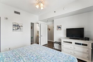 1 bedroom, iron/ironing board, internet, bed sheets