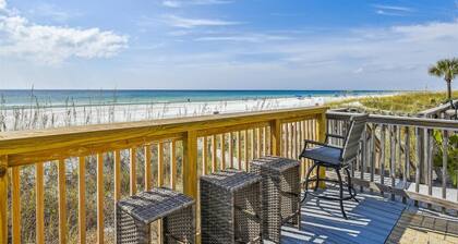 Just Beachy - 5 Bedroom / 5 Bathroom Beach-Front Home w/Private Pool! Sleeps 20