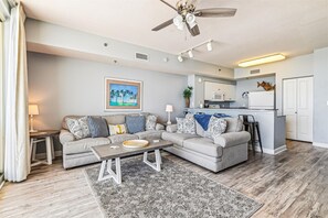 TV - Shores of Panama 1902-Beach Front 1 Bdrm/2Bath Sleeps 4.  Amazing Condo & View! (Panama City Beach)