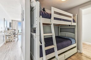1 bedroom, iron/ironing board, free WiFi, bed sheets - Shores of Panama 1902-Beach Front 1 Bdrm/2Bath Sleeps 4.  Amazing Condo & View! (Panama City Beach)