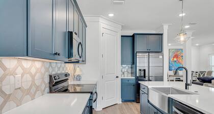 Saltwater Solace - 4 bedroom/3 bath private home near boat ramp and Gulf of Mexico