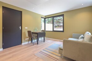 Living area - Blissea - Comfortable stay, top location (Zandvoort)