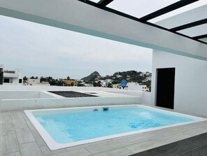 Outdoor pool - Aleman Apartments  (Mazatlán)