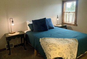 4 عدّة غرف نوم ومكواة/لوح كي وسرير سفر وواي فاي مجانًا