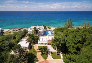 Exterior - VILLA GRANDE, 4-bedroom Oceanfront Villa in Cozumel México at Villas Santa Pilar (Cozumel)