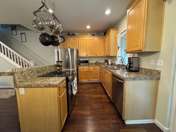 Microwave, oven, stovetop, dishwasher