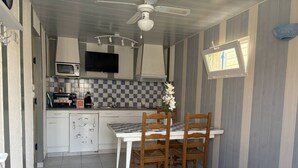 Private kitchen - 1-room cottage for 3 people with terrace near the beach in Mimizan (MIMIZAN PLAGE)
