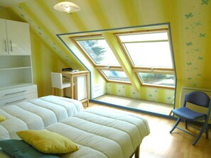 2 bedrooms