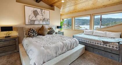 Boulder Bay Chalet Lakefront