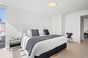 6 bedrooms, free WiFi, bed sheets