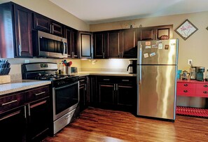 Microwave, oven, stovetop, dishwasher