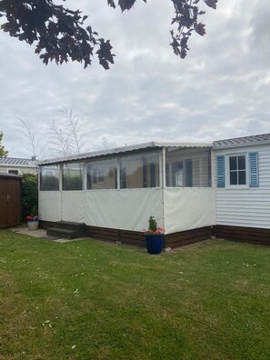 Exterior - Mobil-home tout confort - Holidays in the heart of nature! (Carnac)