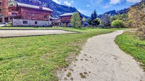 Unclassified image, 2 of 37, button - Le Balcon des Brevières by Interhome (Tignes)