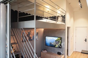 1 chambre, bureau, fer et planche à repasser, Wi-Fi gratuit