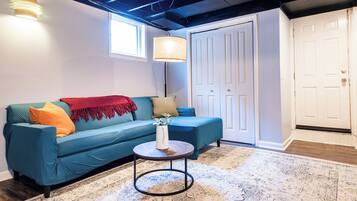 Smart TV, books, music library, stereo