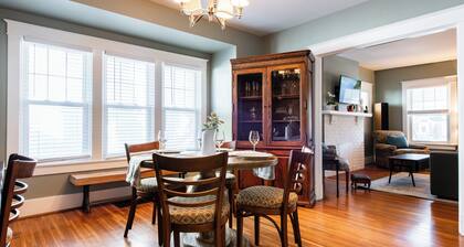 7 min to KY Derby-Sleeps 10! Fitness Room, Fully Fenced Yard