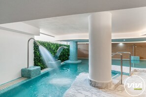 Piscine couverte, piscine chauffée