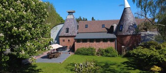 The Hop Kilns - Rural Rustic Charm with Luxurious Modern Comfort