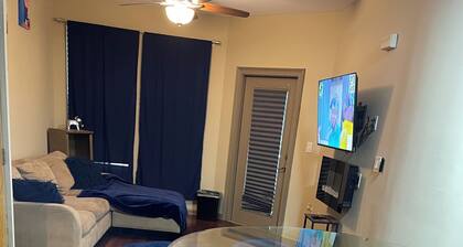 Cozy 1-bedroom condo with AC, WiFi in charming Atlanta