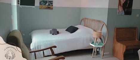 1 dormitorio y ropa de cama