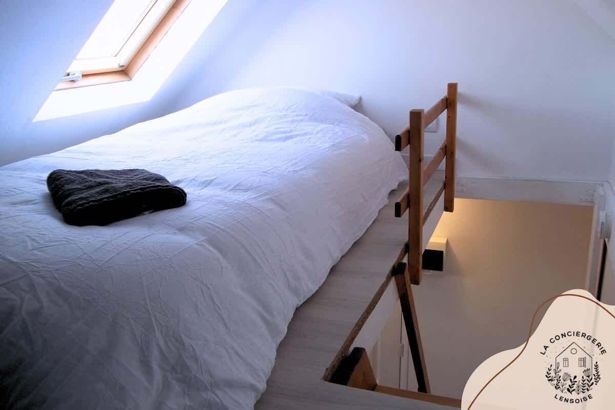 1 غرفة نوم وملاءات أسرّة