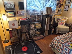 2 makuuhuonetta, silitysrauta/-lauta, Wi-Fi, vuodevaatteet