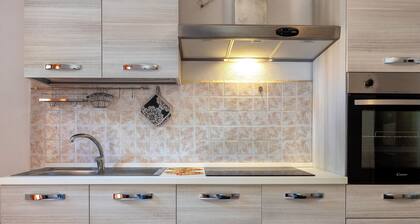Apartment 'In Villa Sul Mare 2' with Private Terrace, Private Garden and Wi-Fi