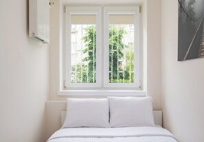 1 chambre, fer et planche à repasser, Wi-Fi, draps fournis