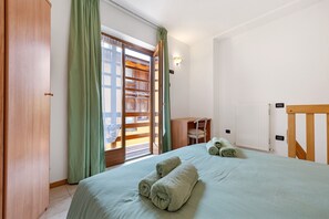 Bügeleisen/Bügelbrett, kostenloses WLAN, Bettwäsche