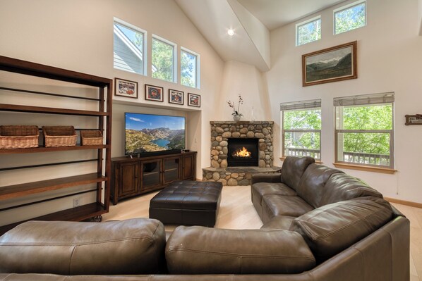 TV connectée, cheminée