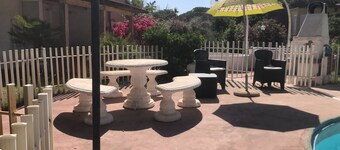 Kamer 'Matrimoniale Vicino Al Mare' met zeezicht, gedeeld zwembad en gedeeld terras