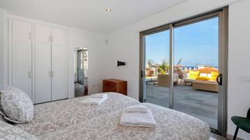 4 slaapkamers, een strijkplank/strijkijzer, gratis wifi, beddengoed