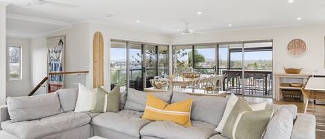 TV