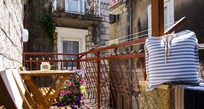 Picturesque House in Kaštela Old Town Near Beach and Local Amenities