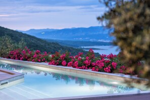 A heated pool - Villa Panoramica with heated pool and sauna (Kvarner - Vrbnik) (Vrbnik)