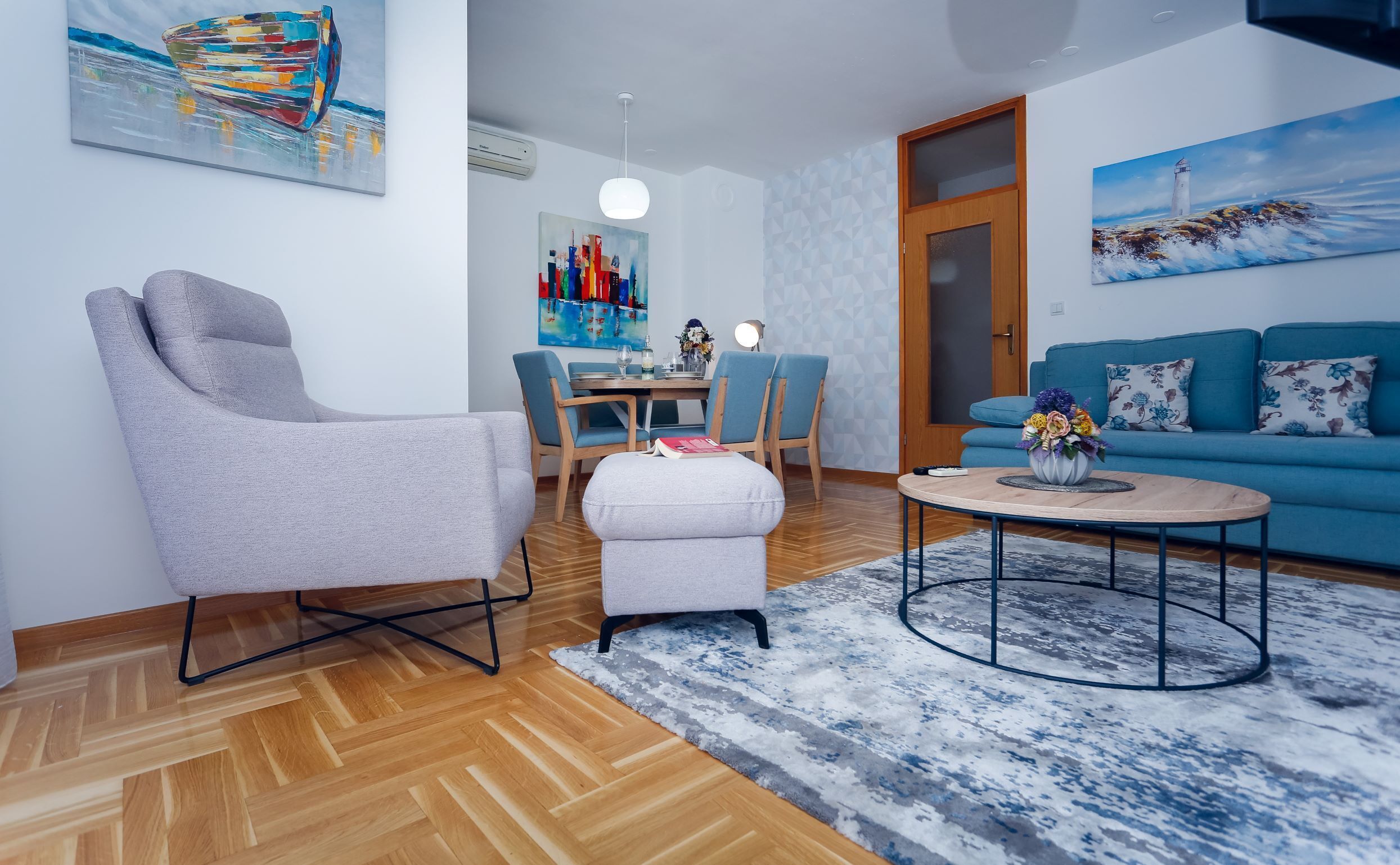 Apartment (Two bedroom Apartment with Balcony an) | Living room