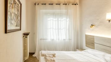 5 camere, ferro/asse da stiro, Wi-Fi gratuito, lenzuola