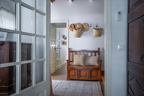 Interior - Villa 'Sant Genís' with Sea Views, Private Pool and Wi-Fi (Llançà)
