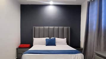 8 habitaciones, tabla de planchar con plancha y wifi gratis