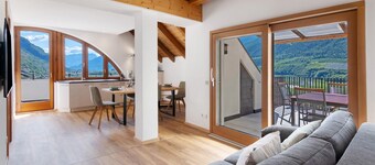 Apartment 'Vinlauris 98' with Mountain View, Wi-Fi and Air Conditioning