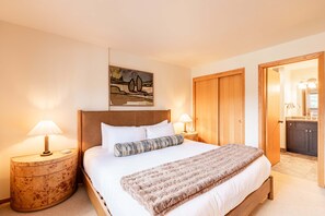 3 bedrooms, desk, free WiFi, bed sheets